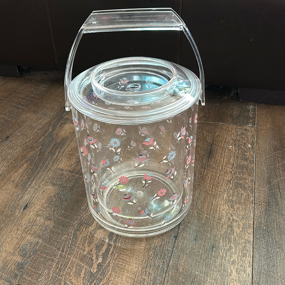 VINTAGE CULVER SIGNED ACRYLIC ICE BUCKET w/LID‎